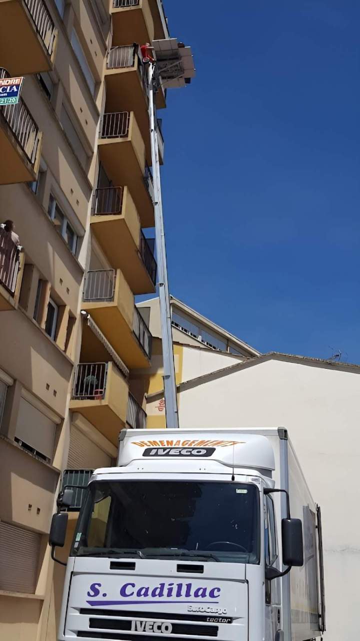 Location de véhicules adaptés avec chauffeur expérimenté pour vos transferts