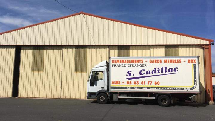 Camion déménagement S. Cadillac Albi
